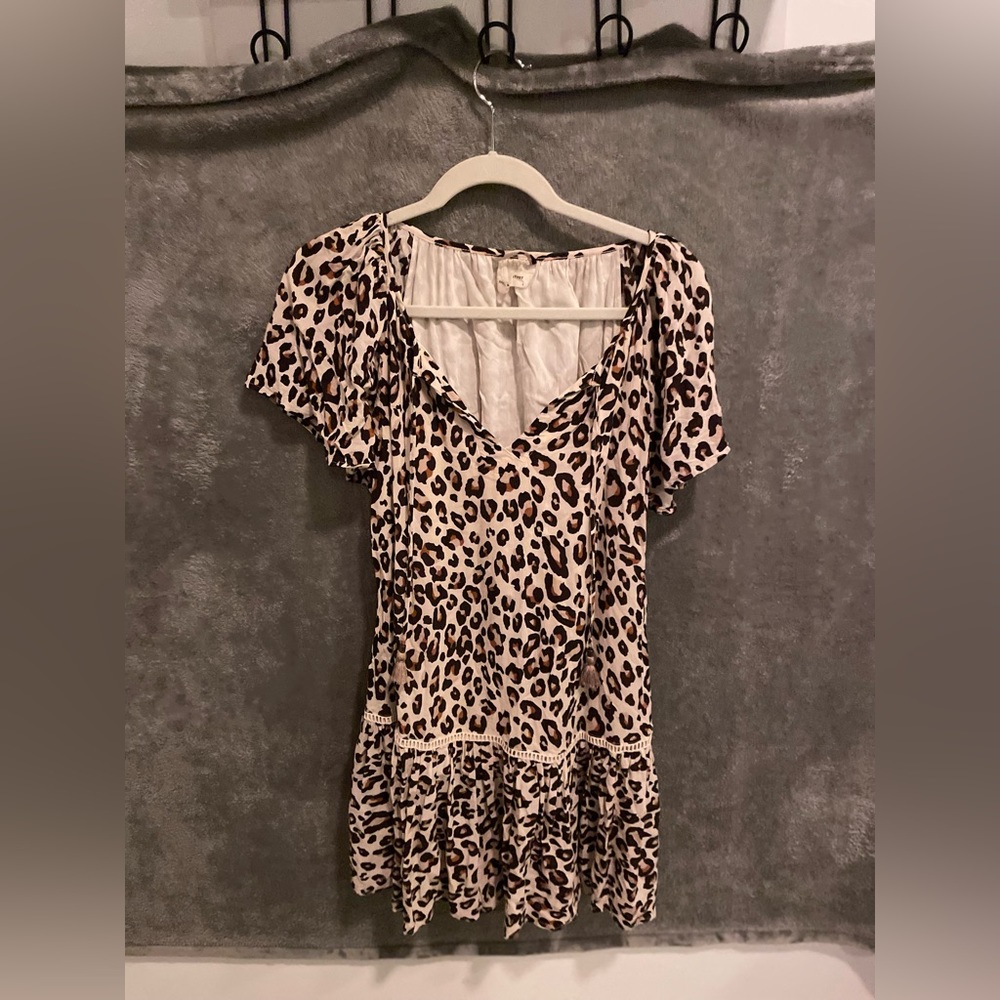 Cute leopard print dress by SPELL
